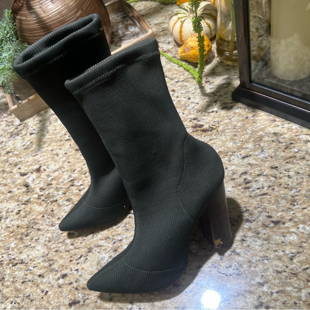 ‼️SALE‼️Steve Madden Sienna Olive Green Pointed Toe Block Wooden Heel Boots 9
